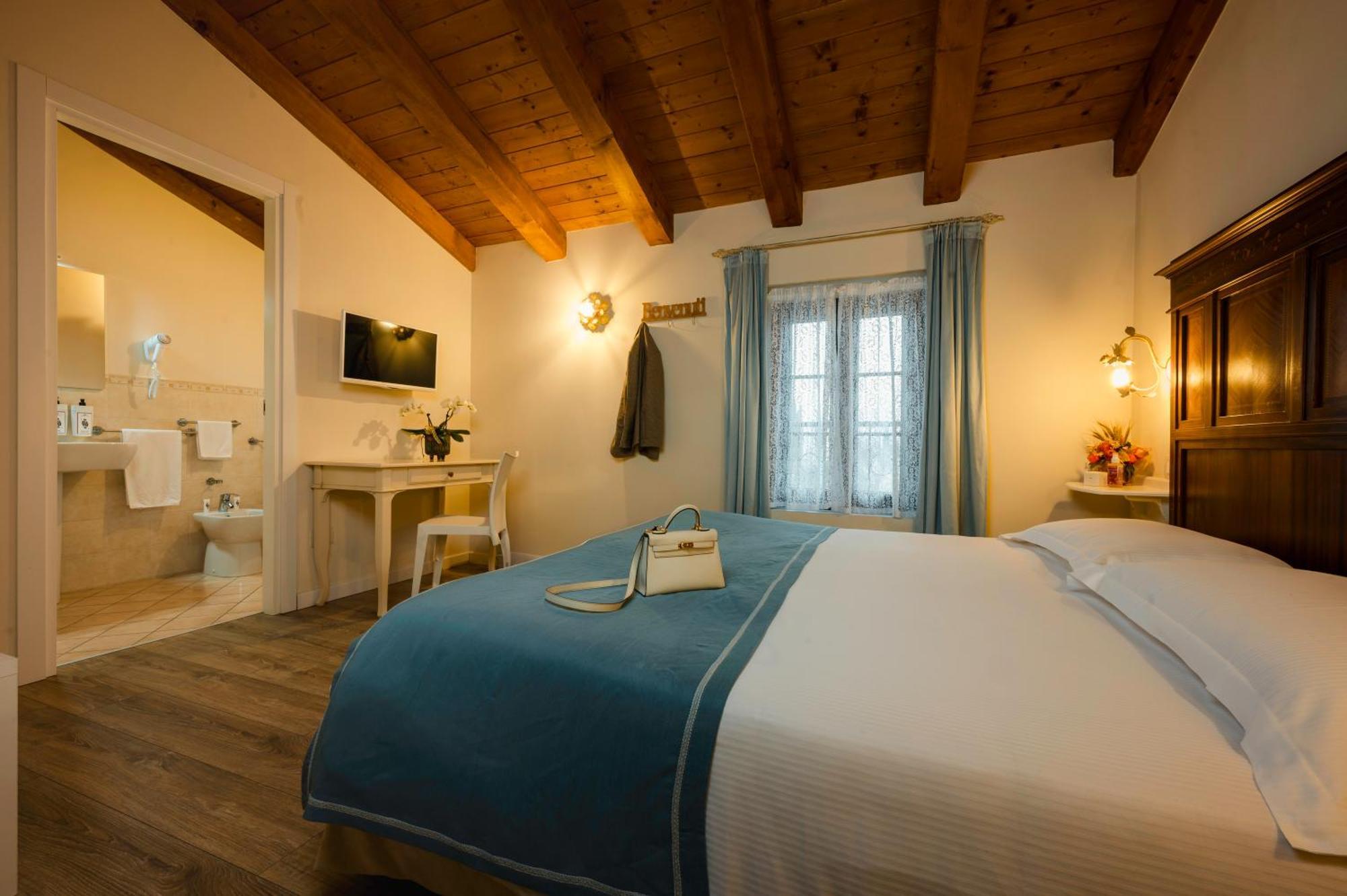 Maison d'hôtes Casale In Collina à Capriva del Friuli Extérieur photo
