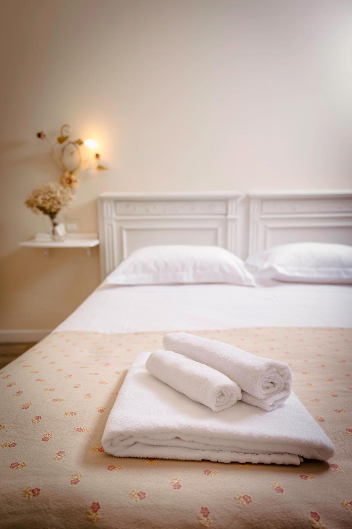Maison d'hôtes Casale In Collina à Capriva del Friuli Extérieur photo