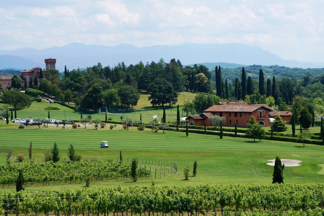 Maison d'hôtes Casale In Collina à Capriva del Friuli Extérieur photo