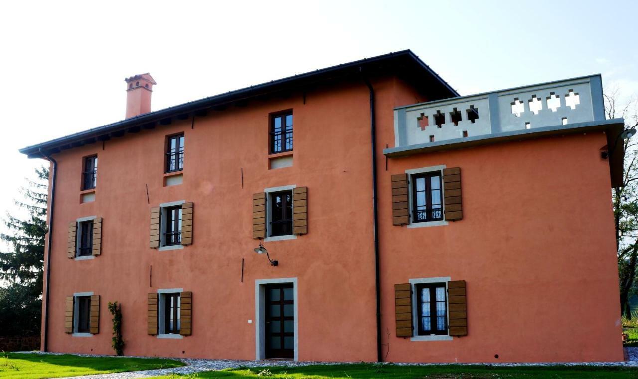 Maison d'hôtes Casale In Collina à Capriva del Friuli Extérieur photo