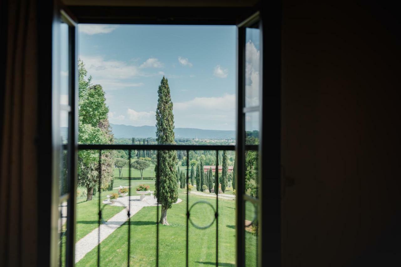 Maison d'hôtes Casale In Collina à Capriva del Friuli Extérieur photo