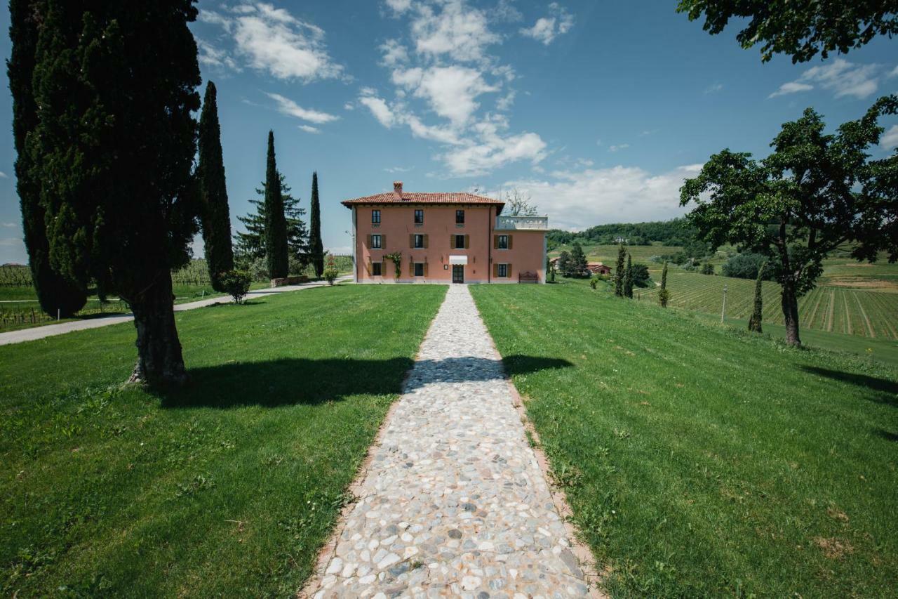 Maison d'hôtes Casale In Collina à Capriva del Friuli Extérieur photo